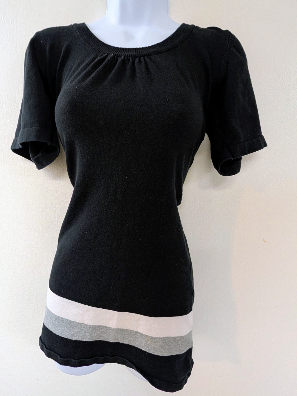 Women's Black Short Sleeve Knit Dress with Contrast Hem